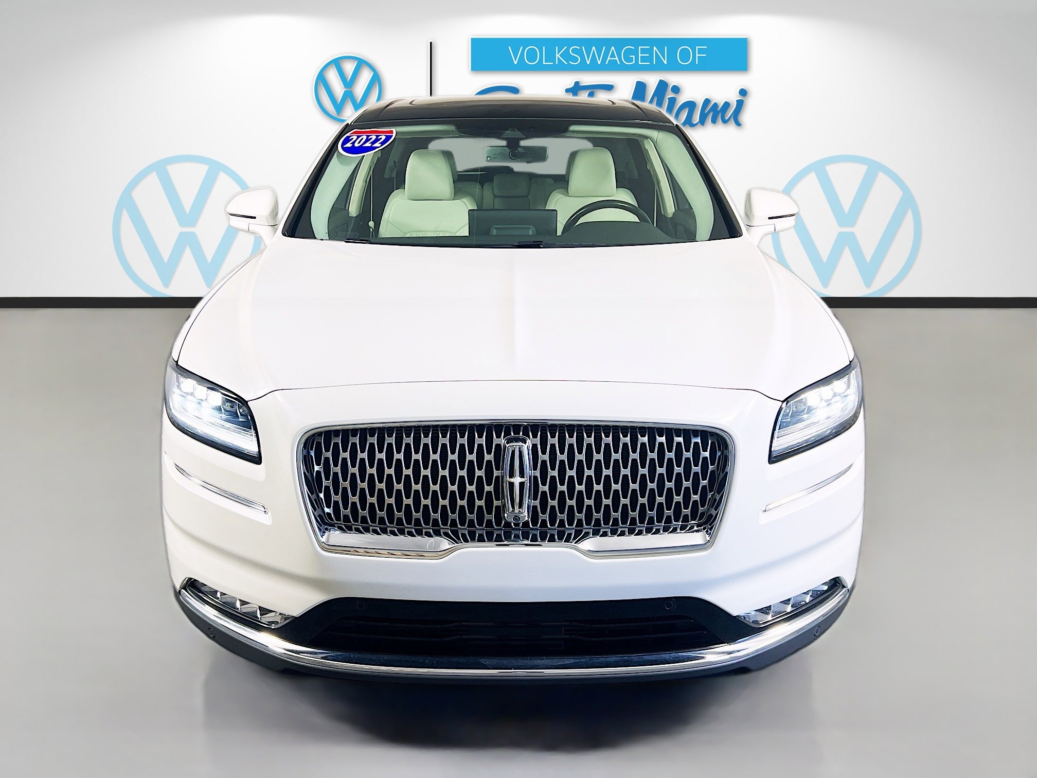 Used 2022 Lincoln Nautilus Black Label w/ Class II Trailer Tow Package AWD/4WD image 2