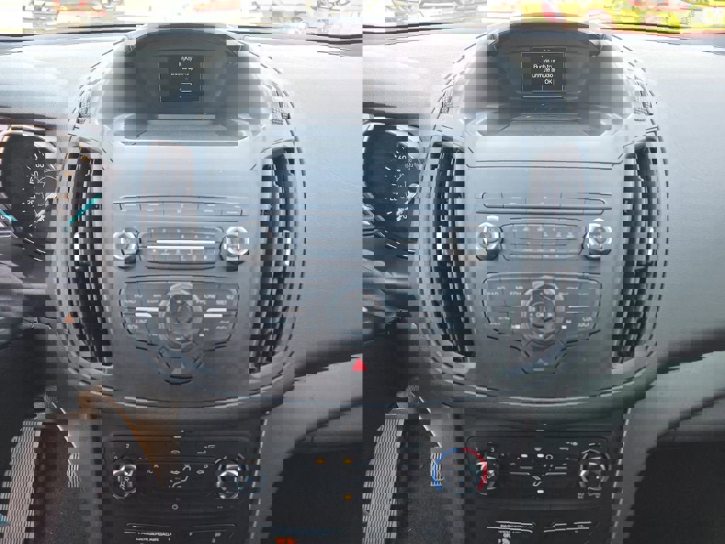 Used 2019 Ford Escape S image 19