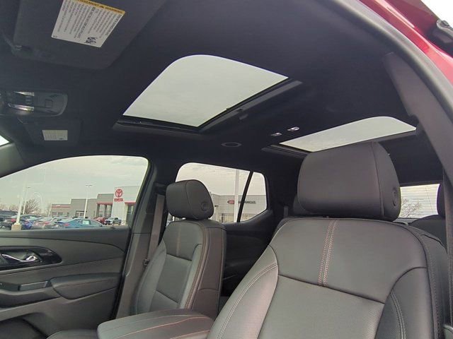 Used 2023 Chevrolet Traverse RS w/ LPO, Floor Liner Package AWD/4WD image 10