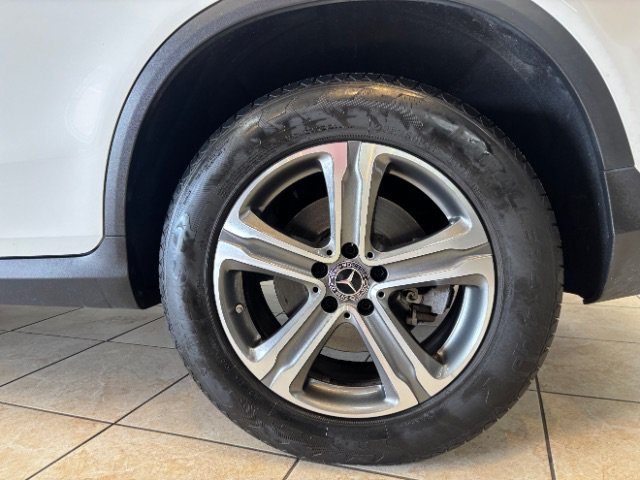 Used 2022 Mercedes-Benz GLC 300 4MATIC image 15