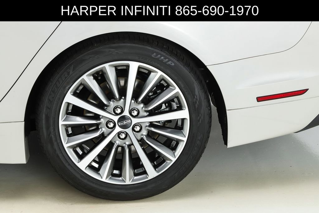 Used 2020 Lincoln MKZ FWD image 7