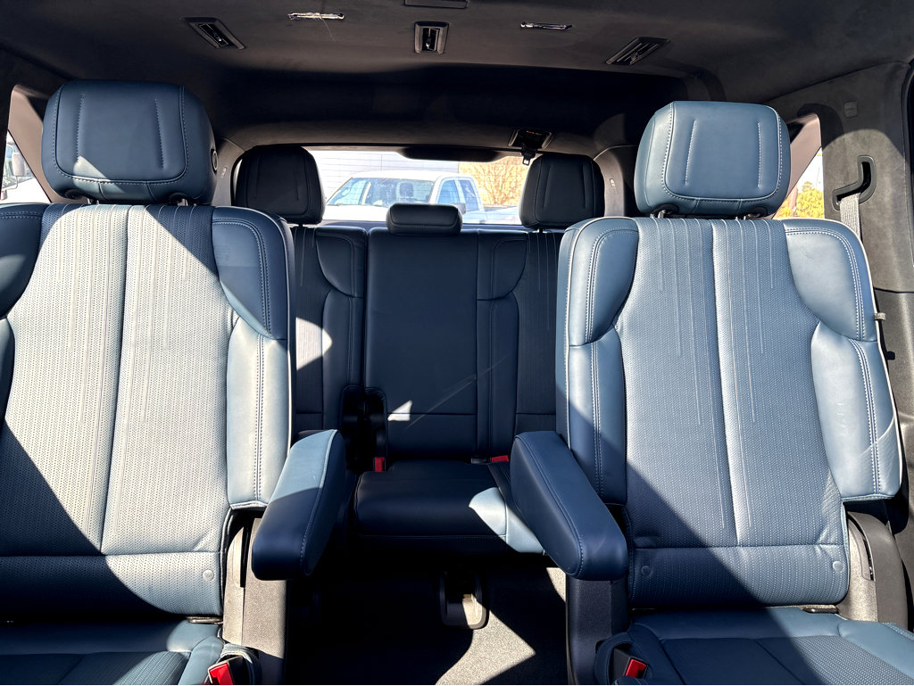 New 2025 Cadillac Escalade IQ Luxury 2 image 30