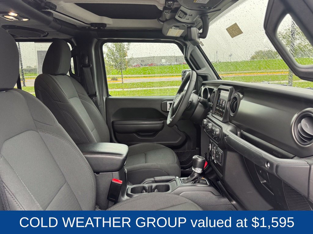 Used 2023 Jeep Gladiator Sport AWD/4WD image 25