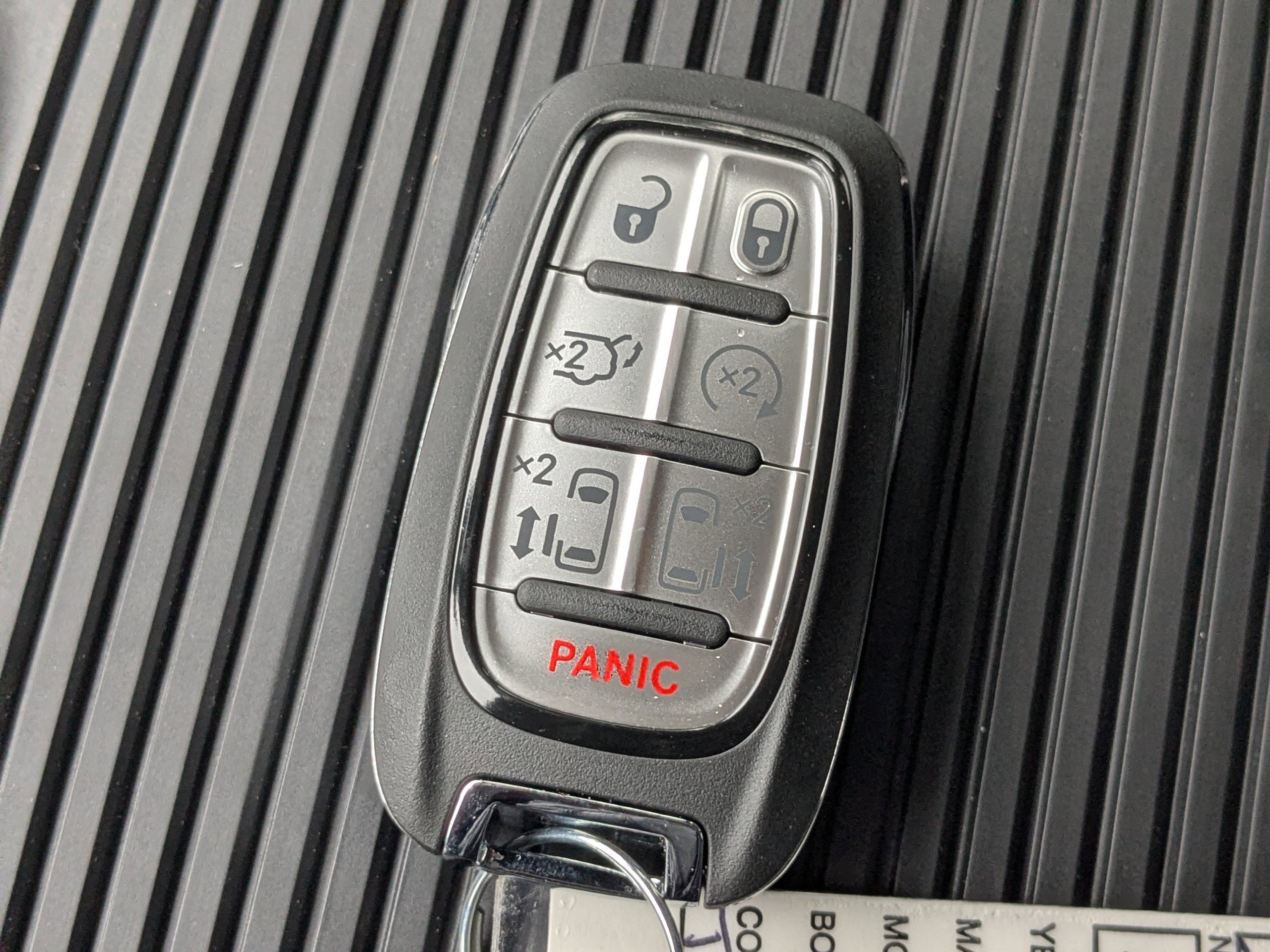 New 2026 Chrysler Pacifica Limited FWD image 29