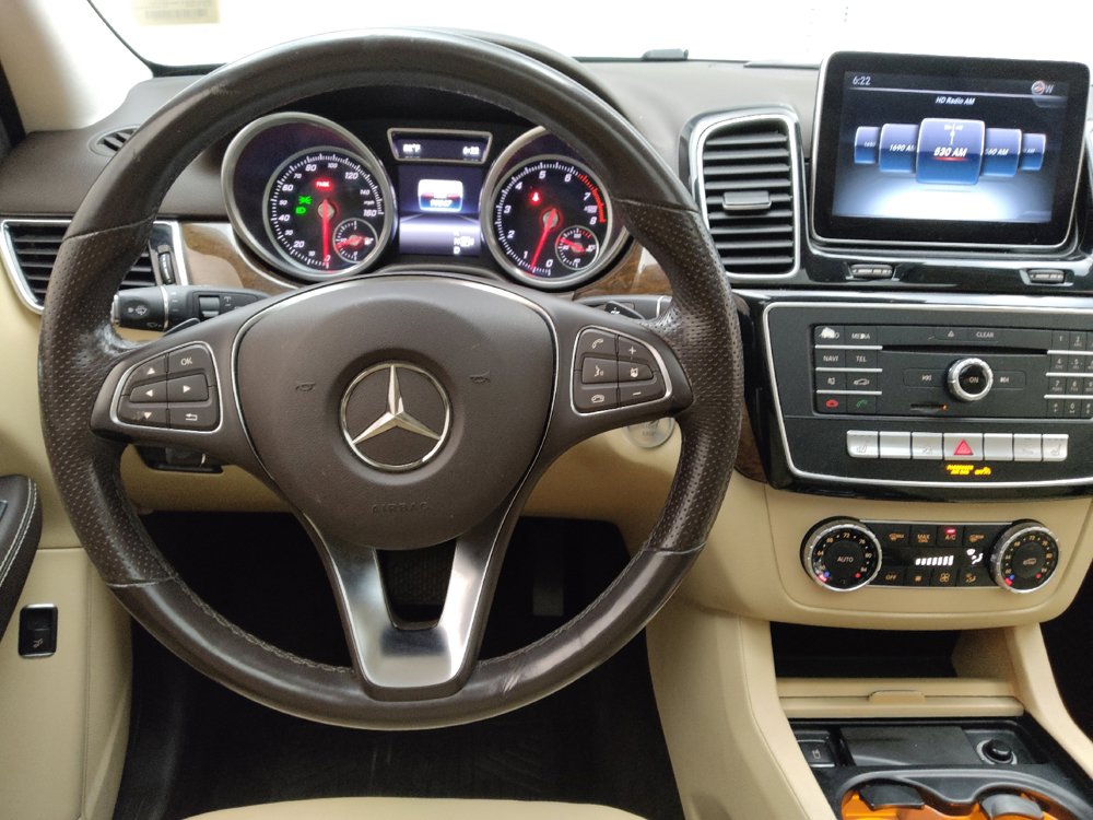 Used 2016 Mercedes-Benz GLE 350 w/ Premium Package image 22
