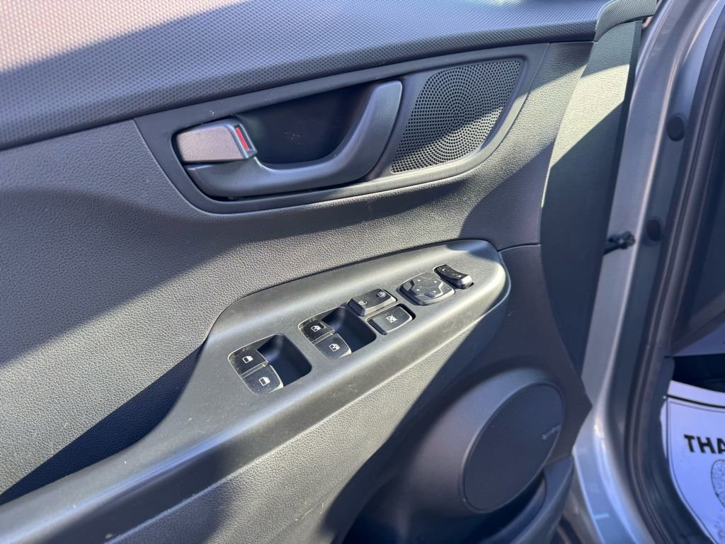 Used 2021 Hyundai Kona SEL Plus image 13