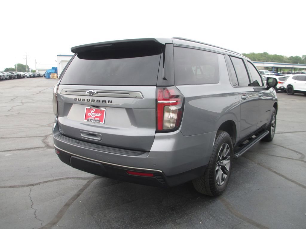 Used 2021 Chevrolet Suburban Z71 AWD/4WD image 6