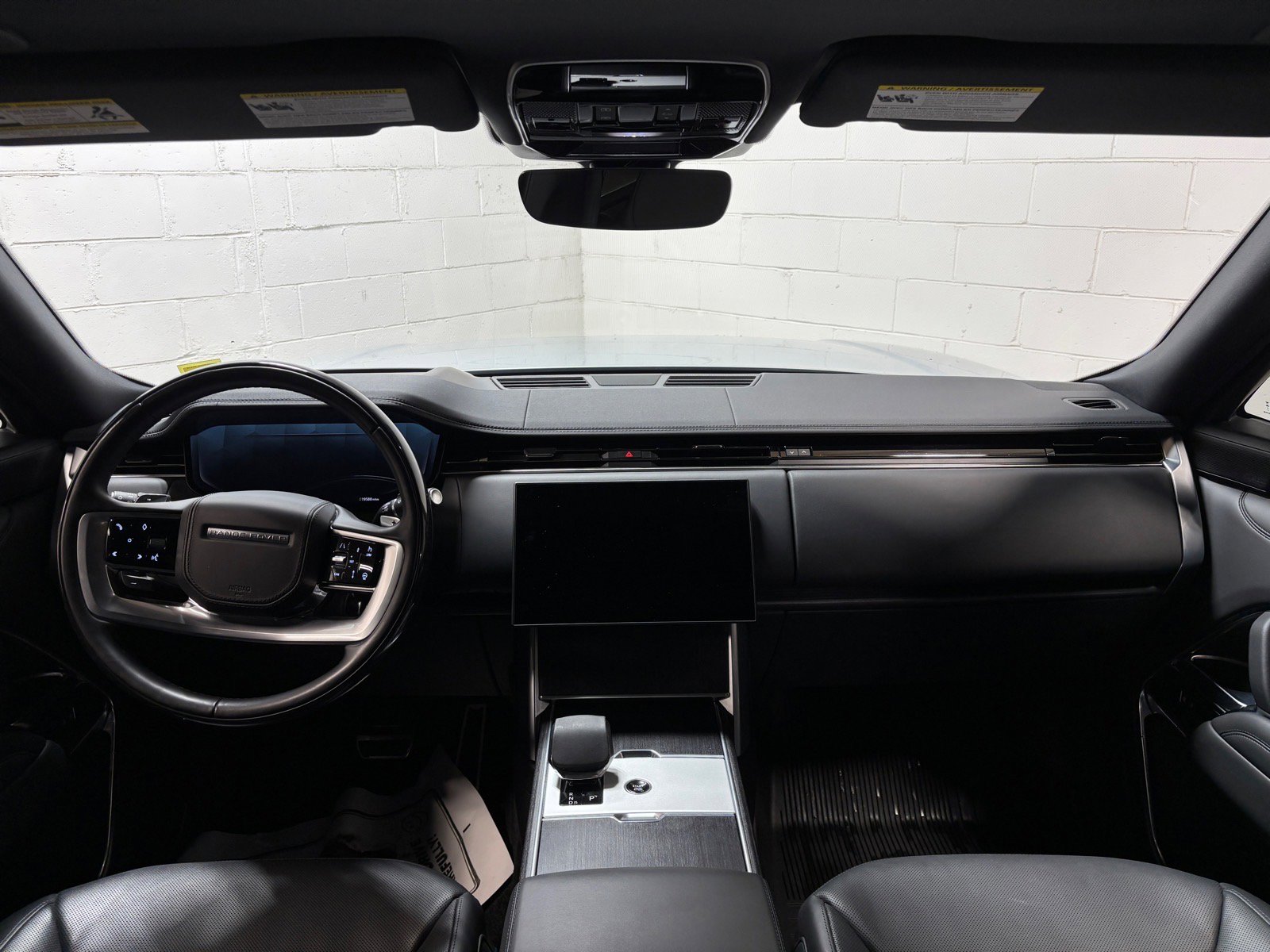 Used 2025 Land Rover Range Rover SE AWD/4WD image 35