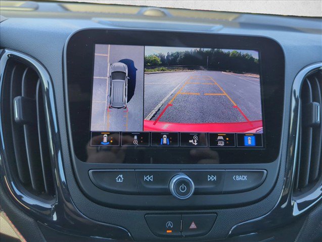 Used 2023 Chevrolet Equinox RS w/ RS Leather Package FWD image 26