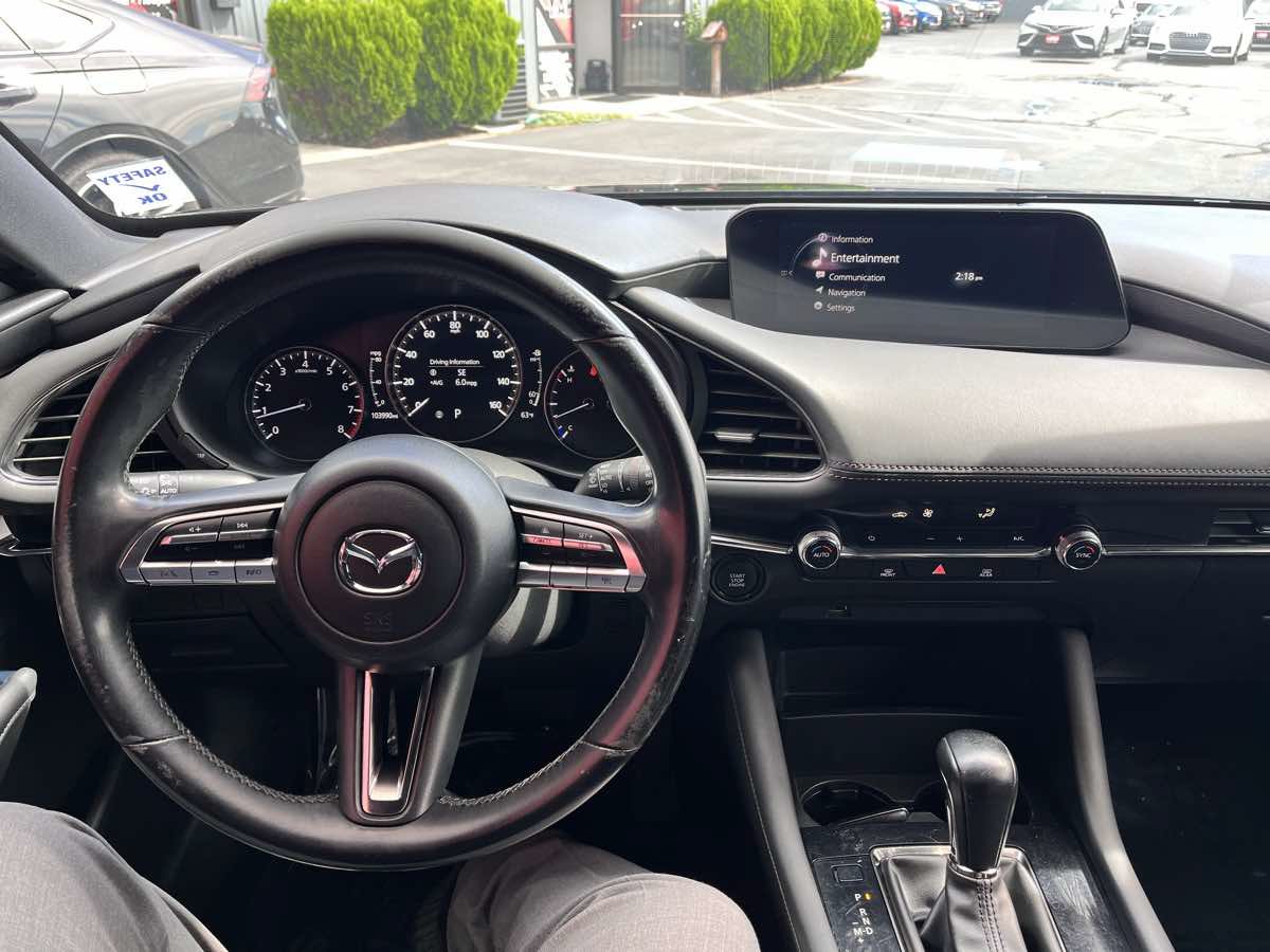 Used 2019 MAZDA MAZDA3 Hatchback FWD image 7