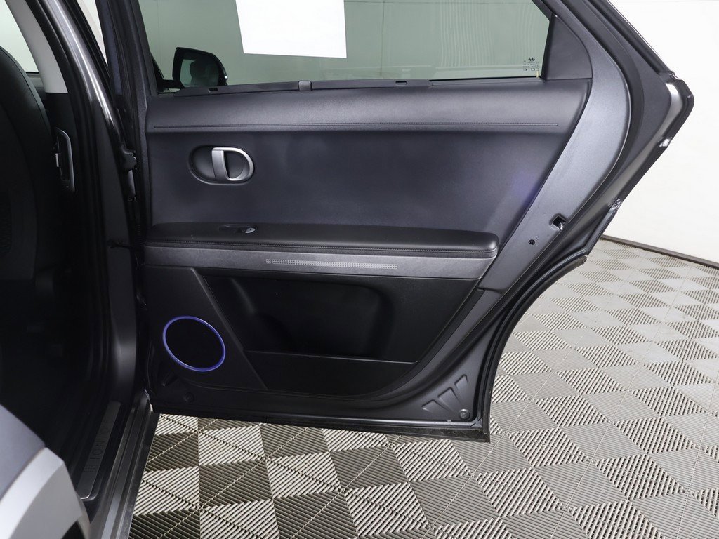 Used 2022 Hyundai Ioniq 5 Limited image 27