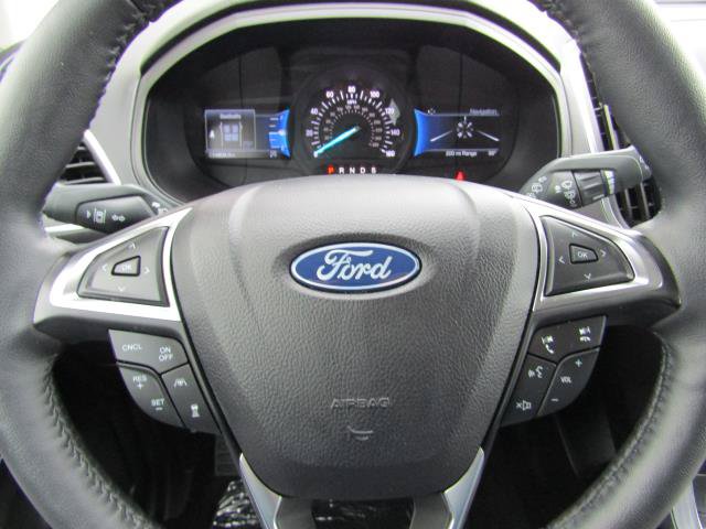 Used 2024 Ford Edge Titanium w/ Equipment Group 301A AWD/4WD image 20