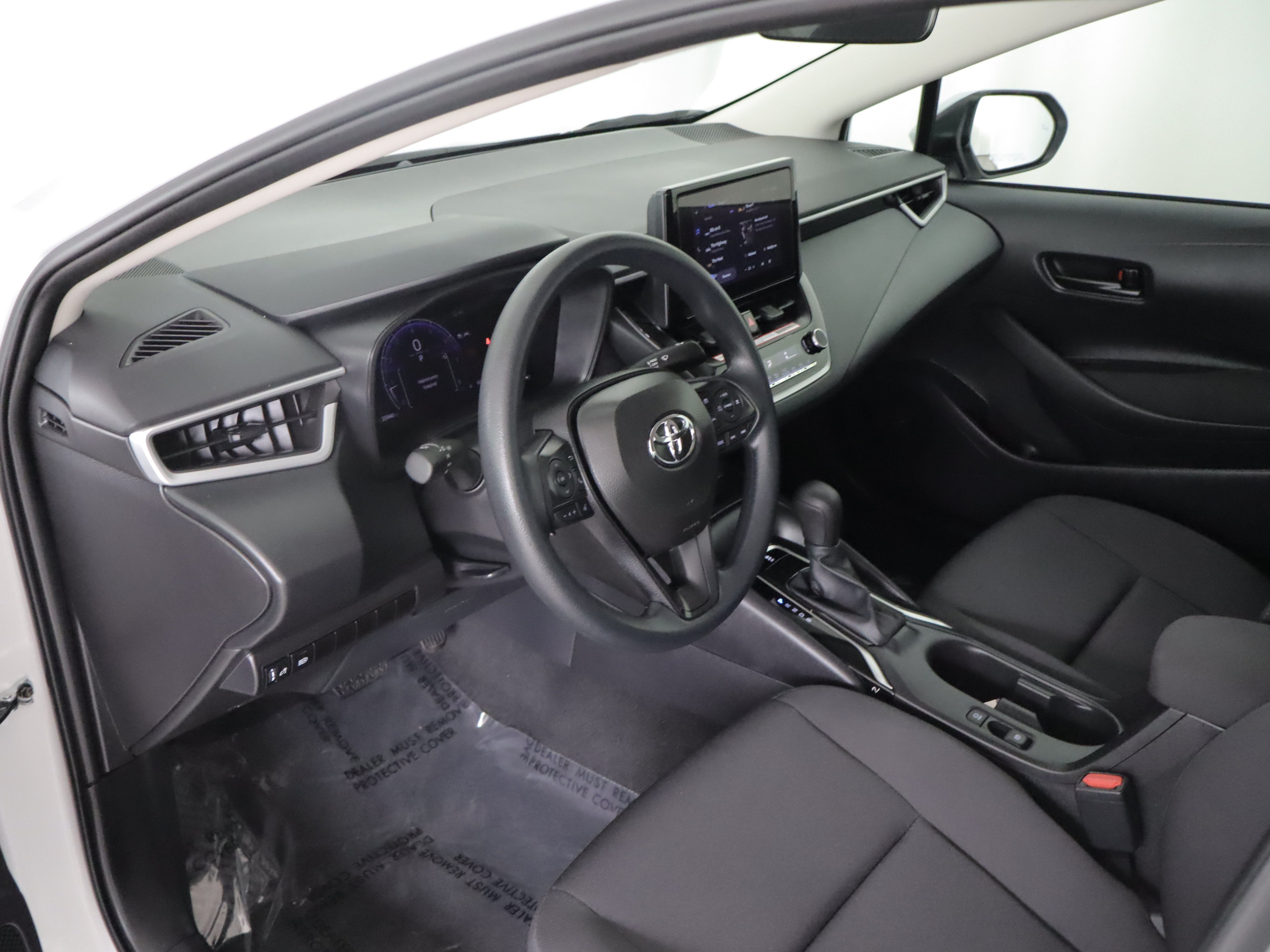 Used 2026 Toyota Corolla LE w/ LE Premium Package FWD image 9