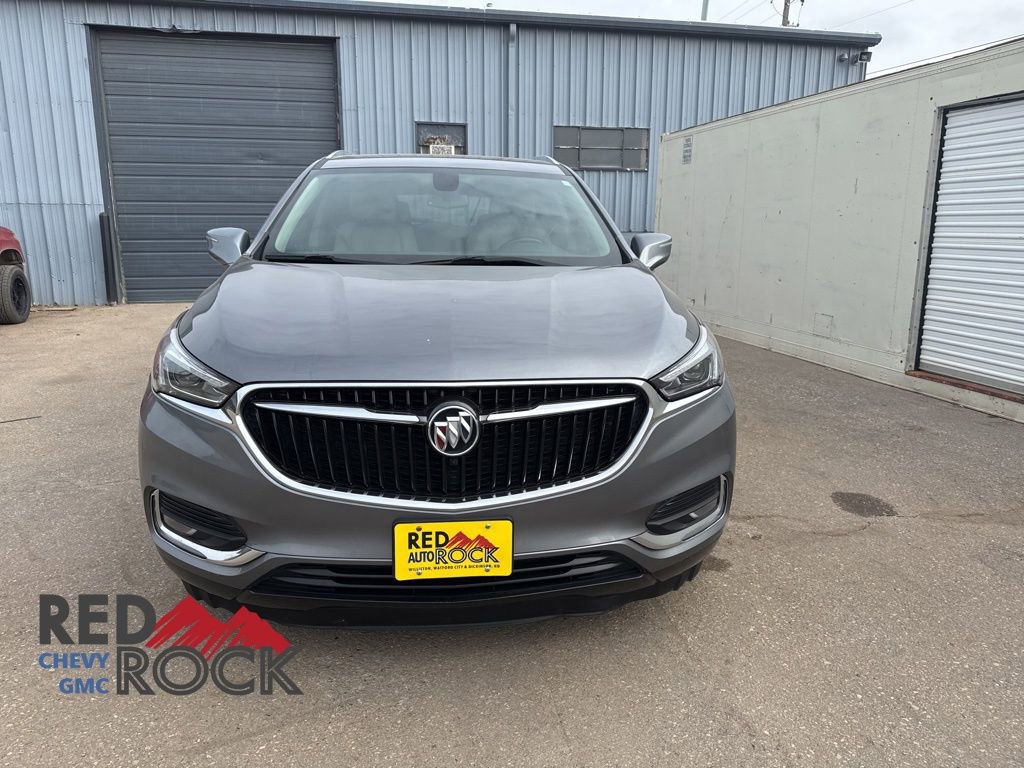 Used 2019 Buick Enclave Essence w/ LPO, Touring Package AWD/4WD image 2