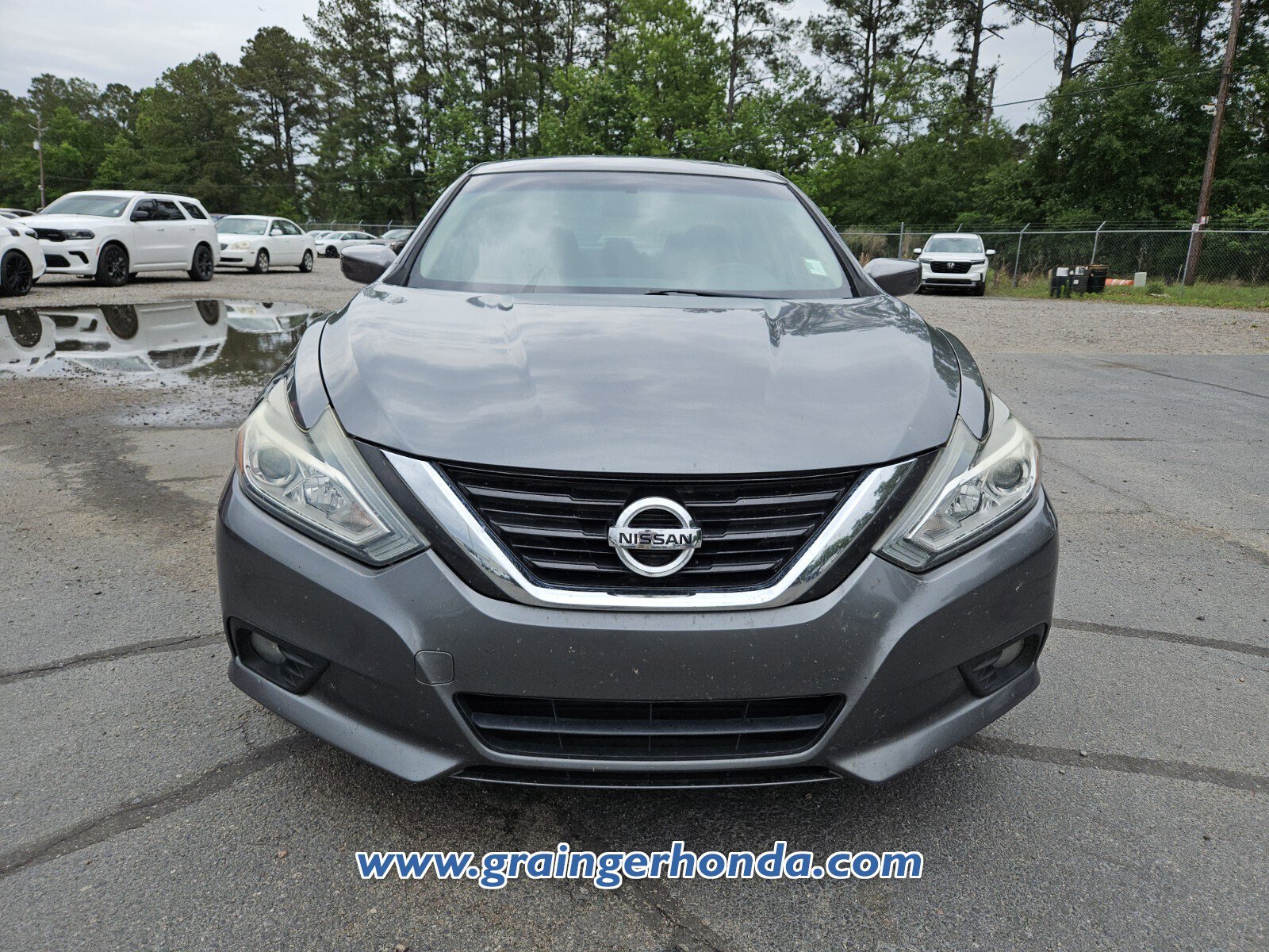 Used 2017 Nissan Altima 2.5 SV FWD image 3