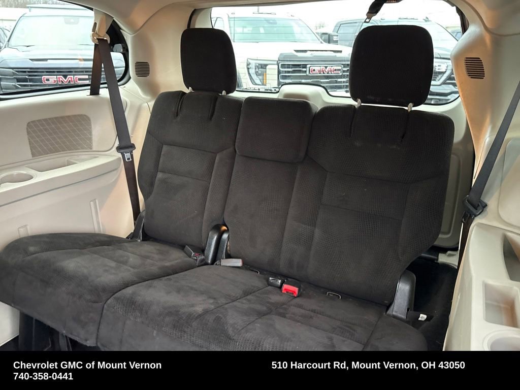 Used 2016 Dodge Grand Caravan SXT image 30