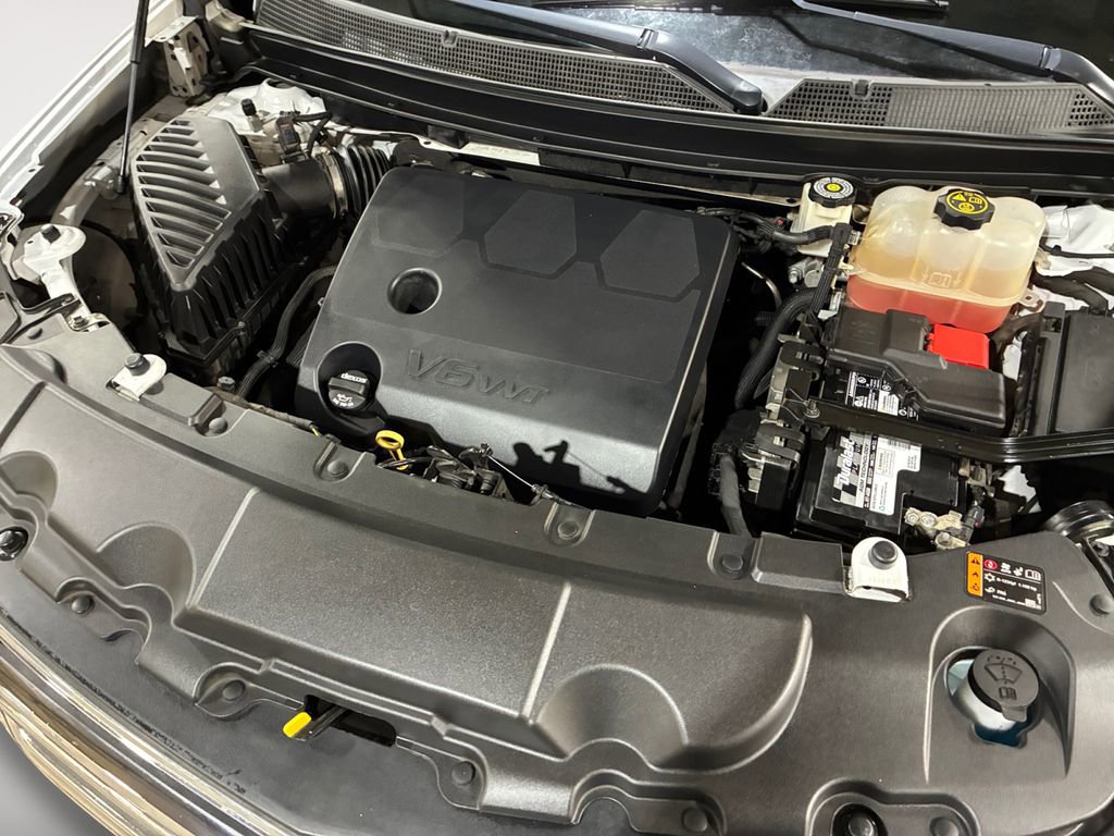 Used 2021 Chevrolet Traverse High Country w/ LPO, Floor Liner Package image 19