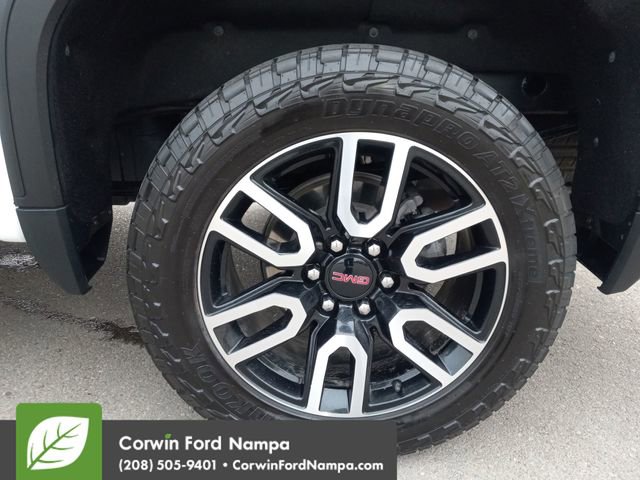Used 2024 GMC Sierra 1500 AT4 w/ Technology Package image 32