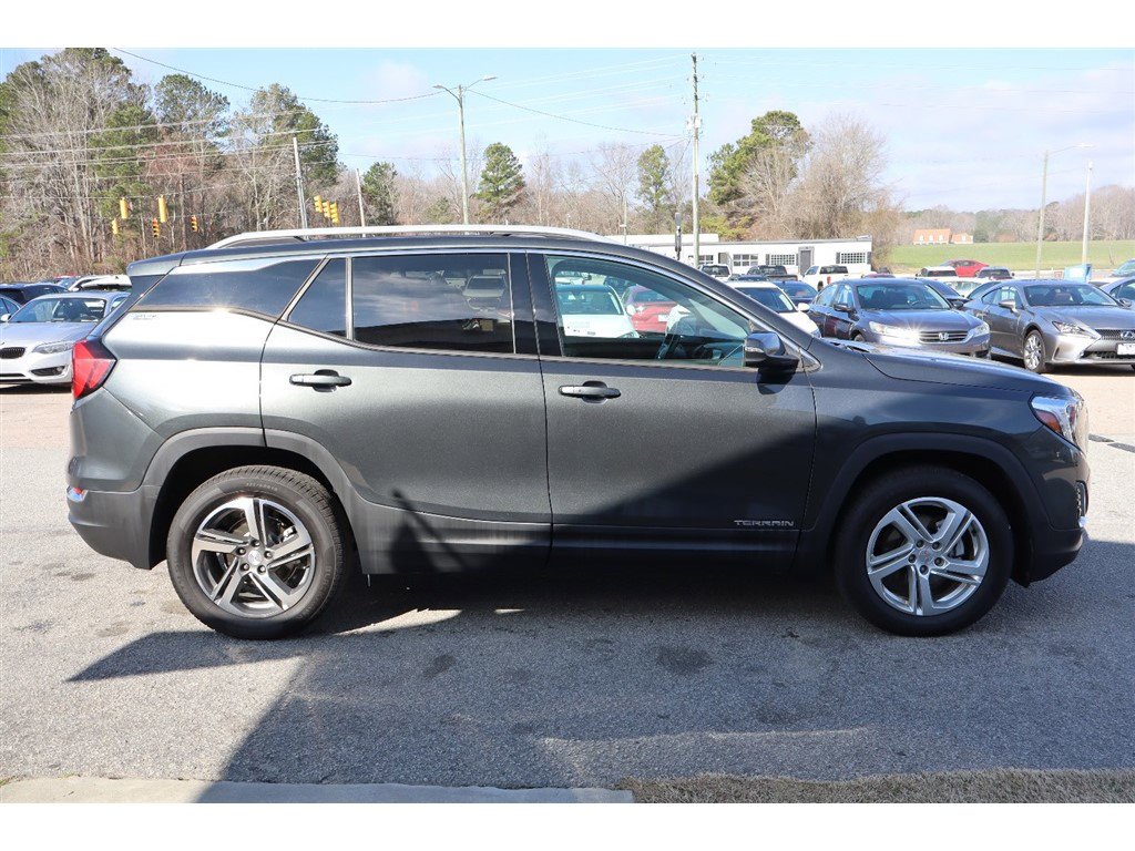 Used 2020 GMC Terrain SLT image 7