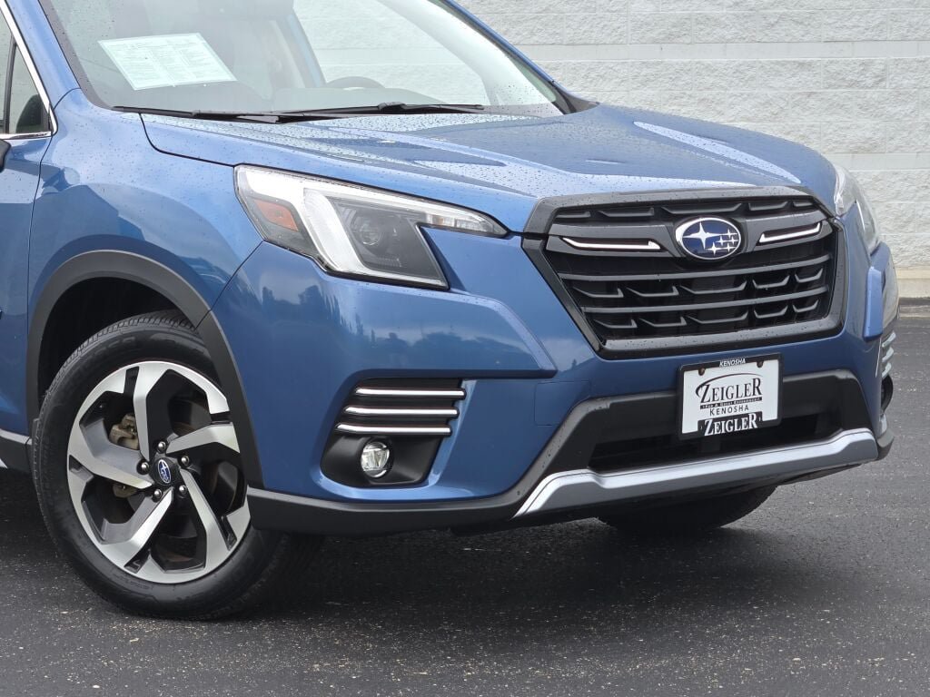 Certified 2022 Subaru Forester Touring w/ Popular Package #2 AWD/4WD image 2