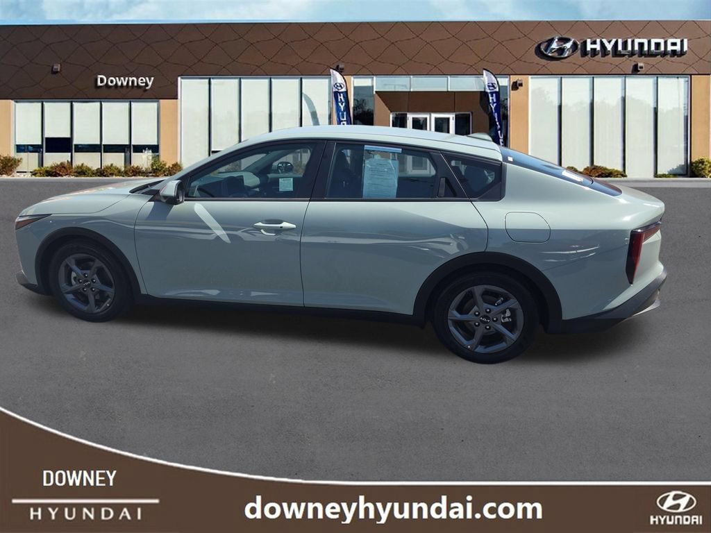 Used 2025 Kia K4 FWD image 2