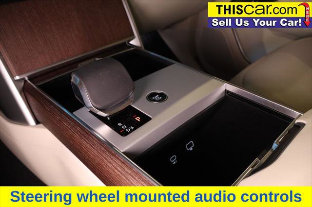 Used 2024 Land Rover Range Rover Long Wheelbase SE image 16