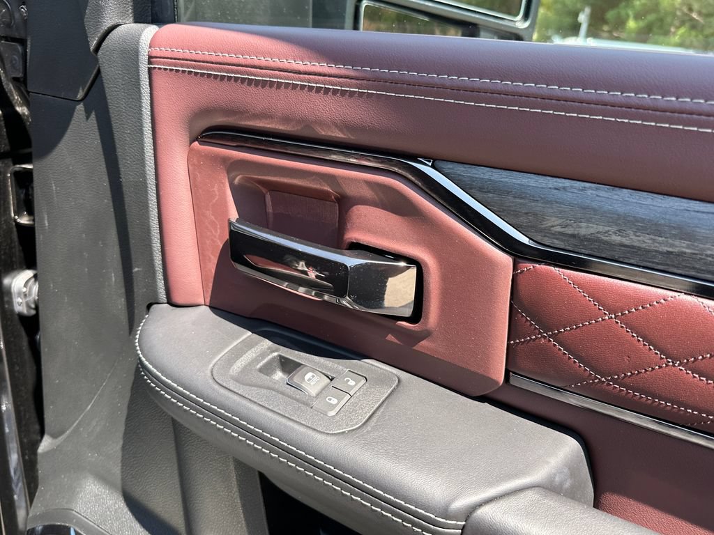 New 2026 RAM 2500 Limited AWD/4WD image 16