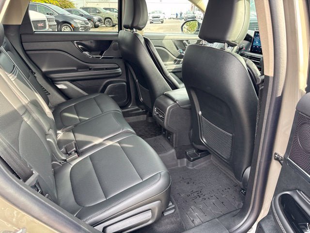 Used 2025 Lincoln Corsair FWD w/ Equipment Group 101A image 23
