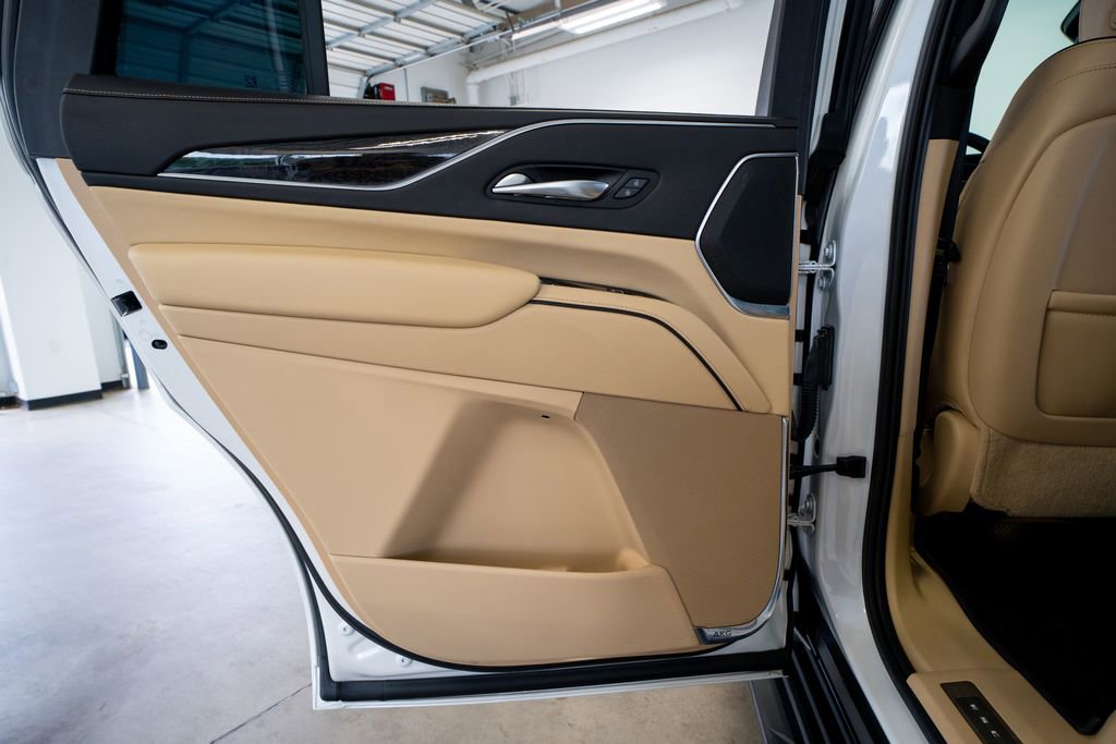 Used 2021 Cadillac Escalade Premium Luxury image 49