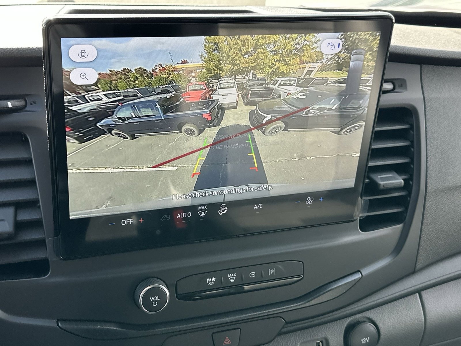 New 2026 Ford Transit 250 148 Medium Roof w/ Load Area Protection Package image 24