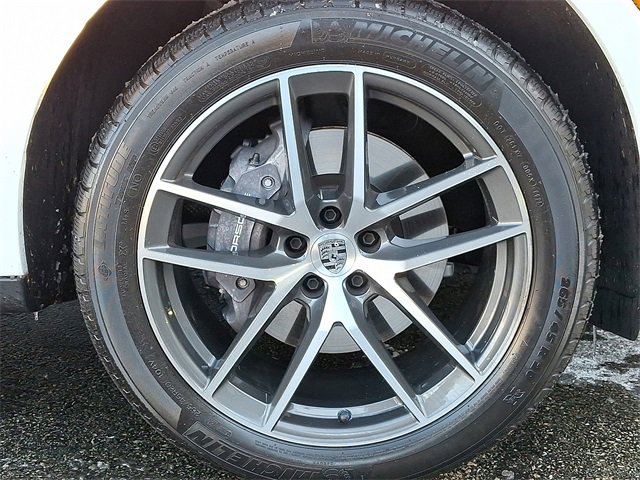 Used 2025 Porsche Macan image 15