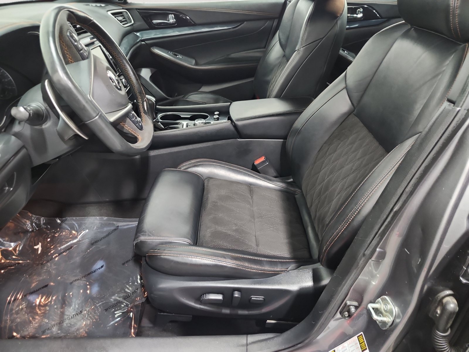 Used 2021 Nissan Maxima SR w/ Sport Mat Group FWD image 9