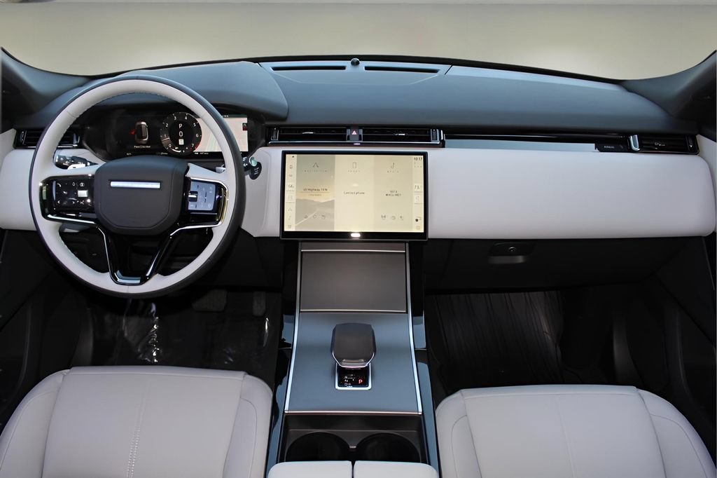 Used 2026 Land Rover Range Rover Velar S AWD/4WD image 15