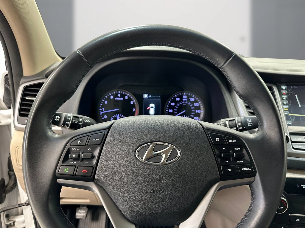 Used 2016 Hyundai Tucson Limited w/ Option Group 03 FWD image 22