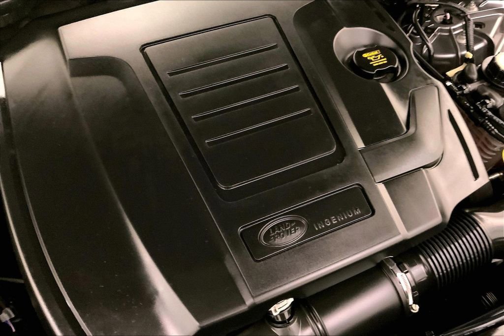 Used 2018 Land Rover Range Rover Velar R-Dynamic HSE image 31