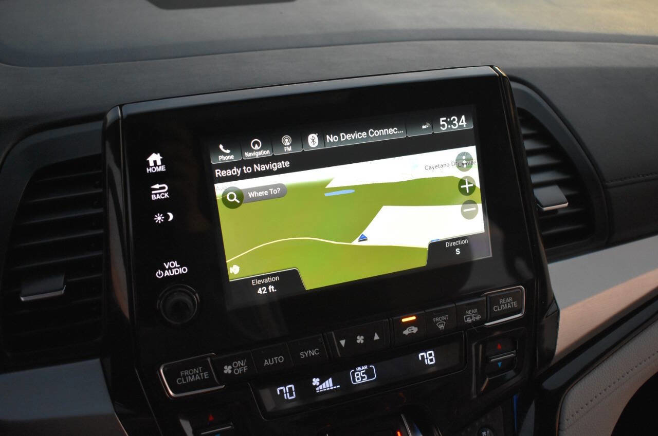 Used 2018 Honda Odyssey Elite image 25