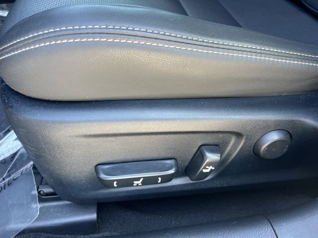 Used 2016 Lexus IS 300 AWD image 19