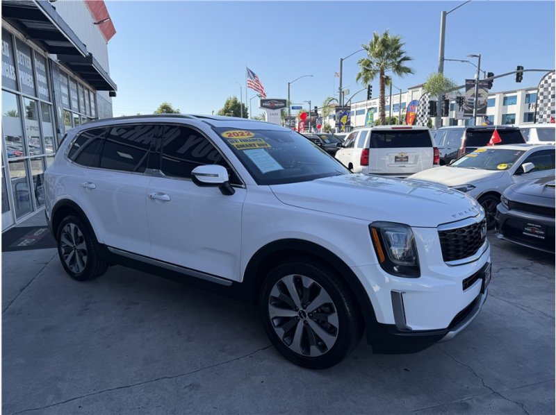 Used 2022 Kia Telluride EX w/ EX Premium Package FWD image 55