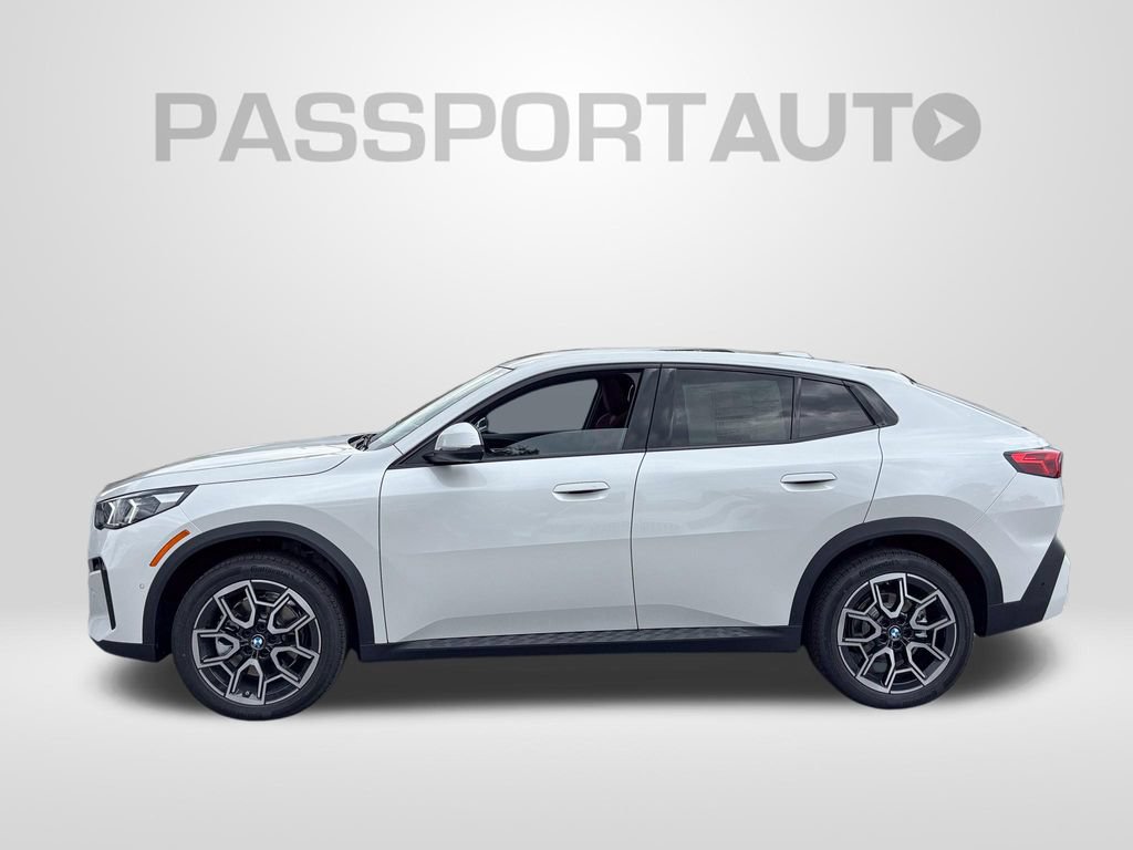 New 2026 BMW X2 xDrive28i w/ Technology Package AWD/4WD image 2
