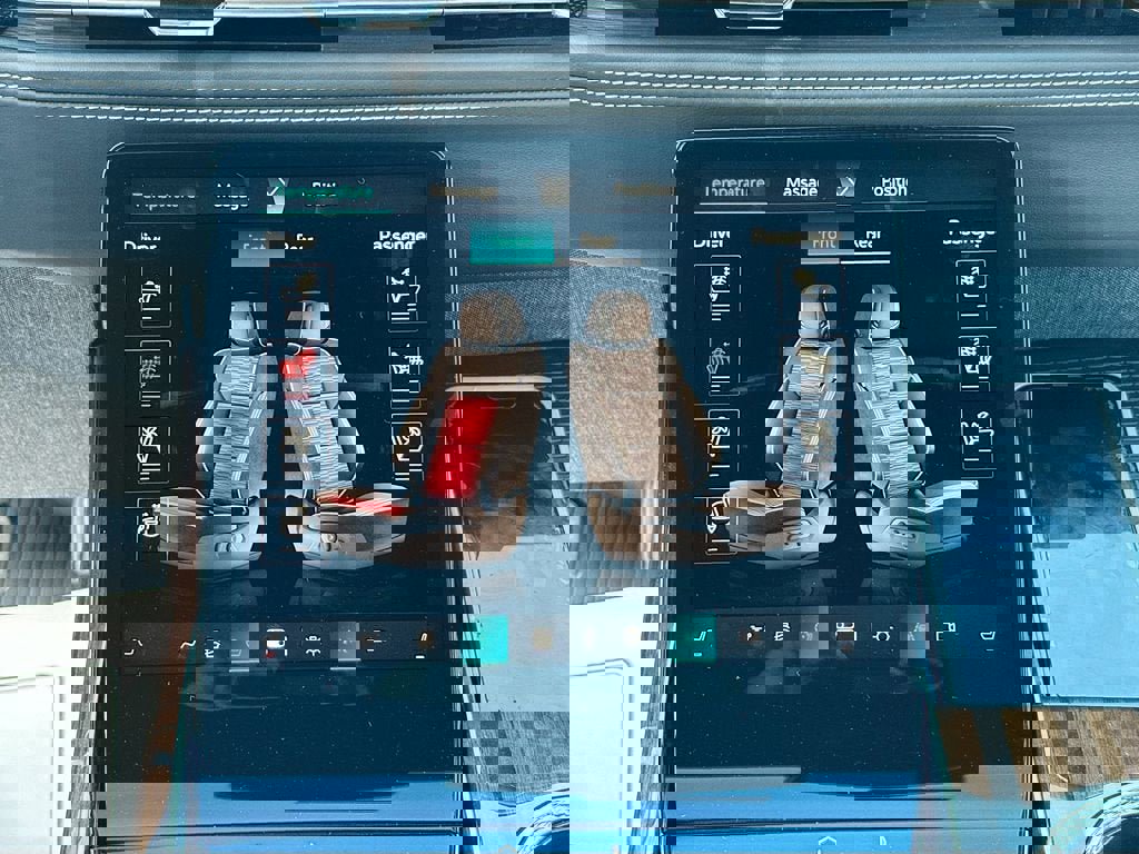 New 2026 Cadillac Escalade Platinum Sport w/ LPO, ONYX Package image 23