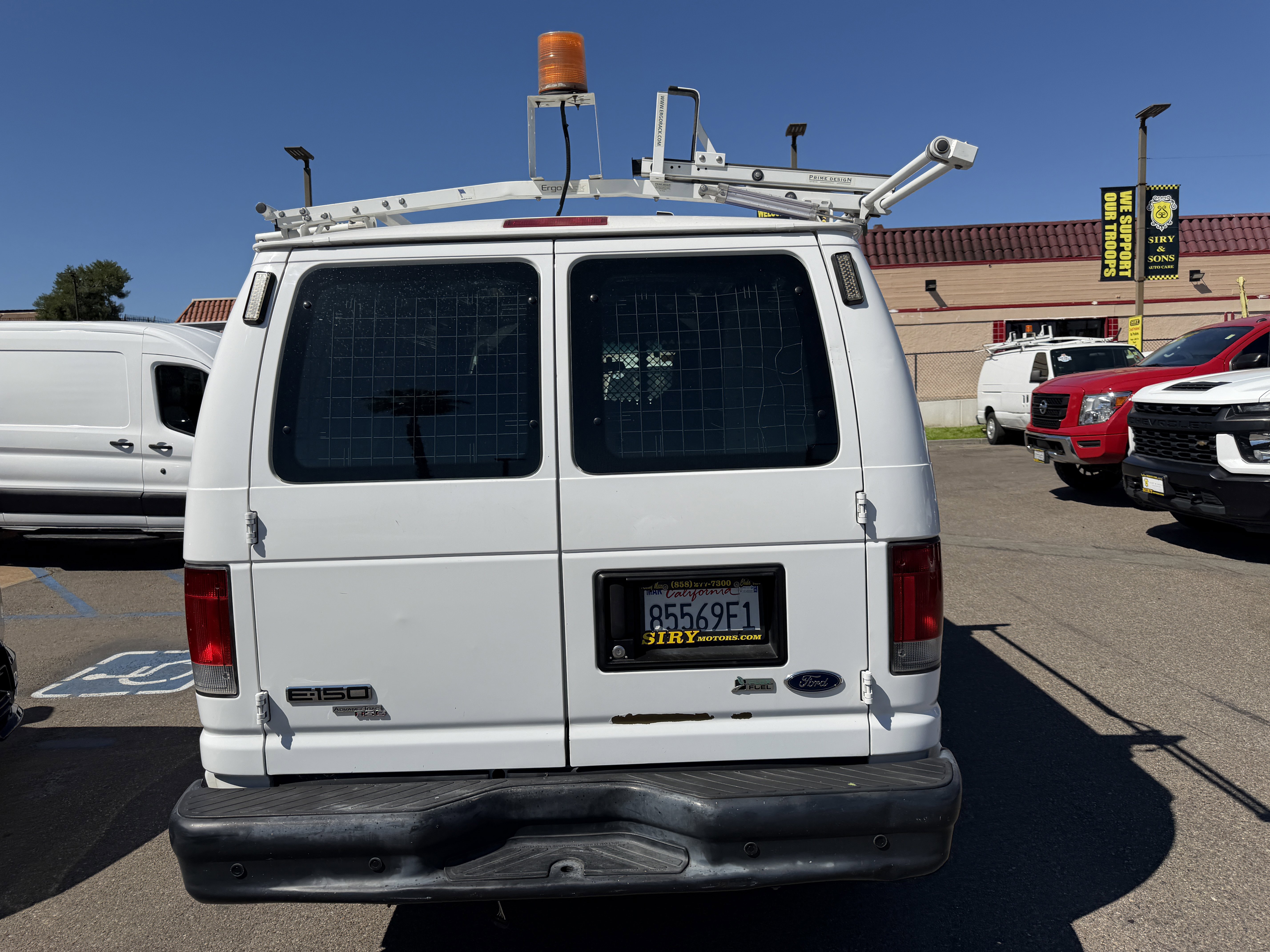 Used 2013 Ford E-150 and Econoline 150 RWD image 4