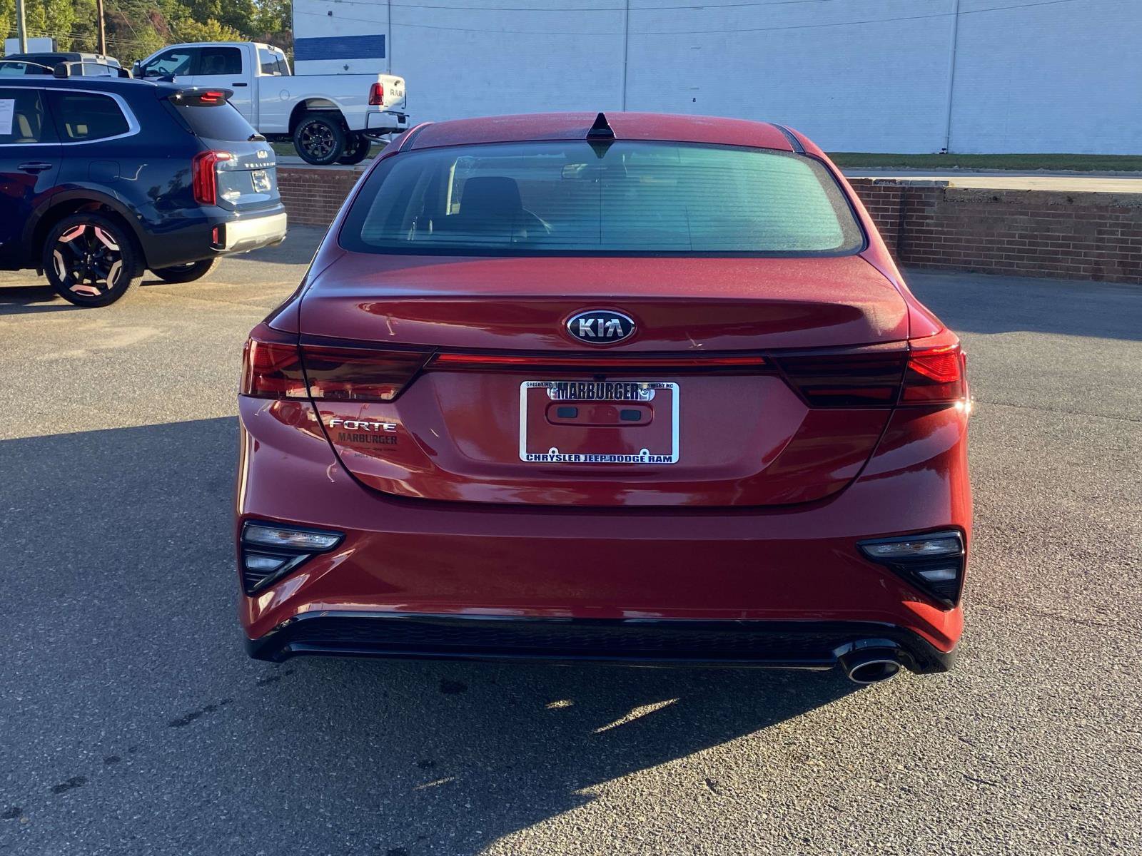 Used 2019 Kia Forte LXS FWD image 8