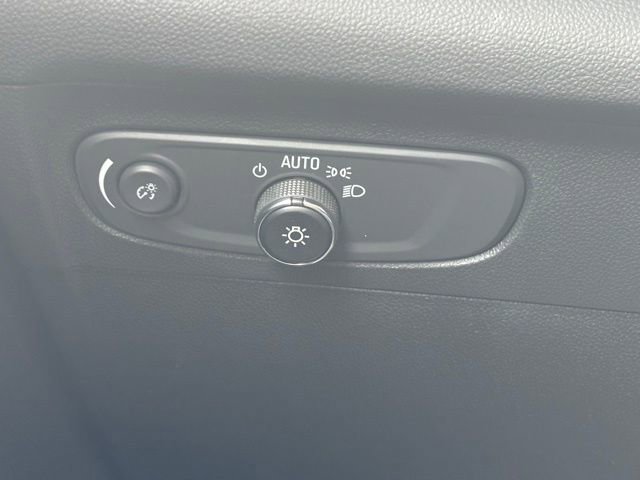 Certified 2023 Buick Envision Essence image 24