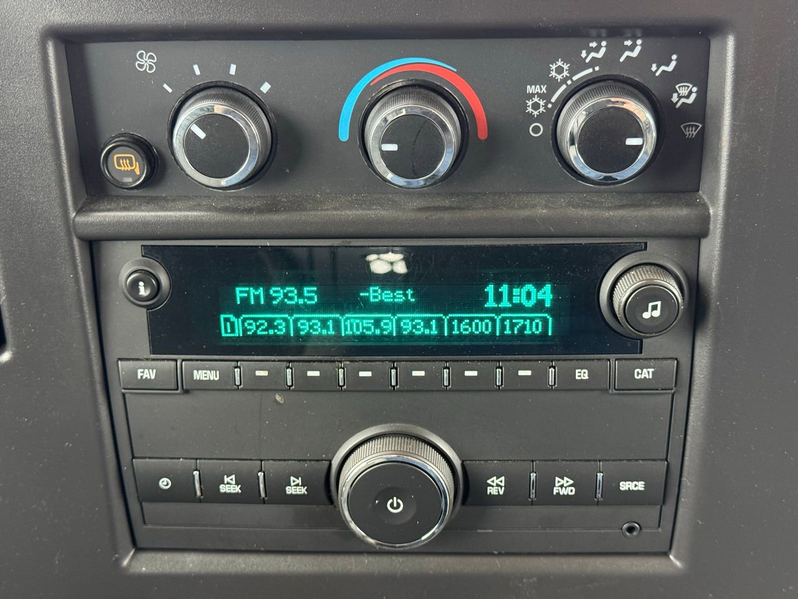 Used 2024 Chevrolet Express 2500 w/ Driver Convenience Package image 16