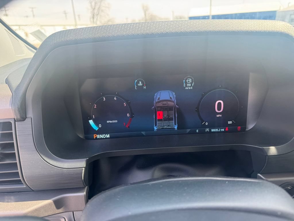 Used 2025 Ford F150 XLT w/ Equipment Group 301A Standard AWD/4WD image 17