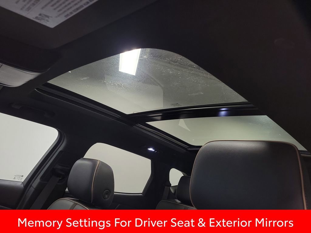 Used 2023 Chevrolet Blazer Premier w/ Driver Confidence II Package image 14