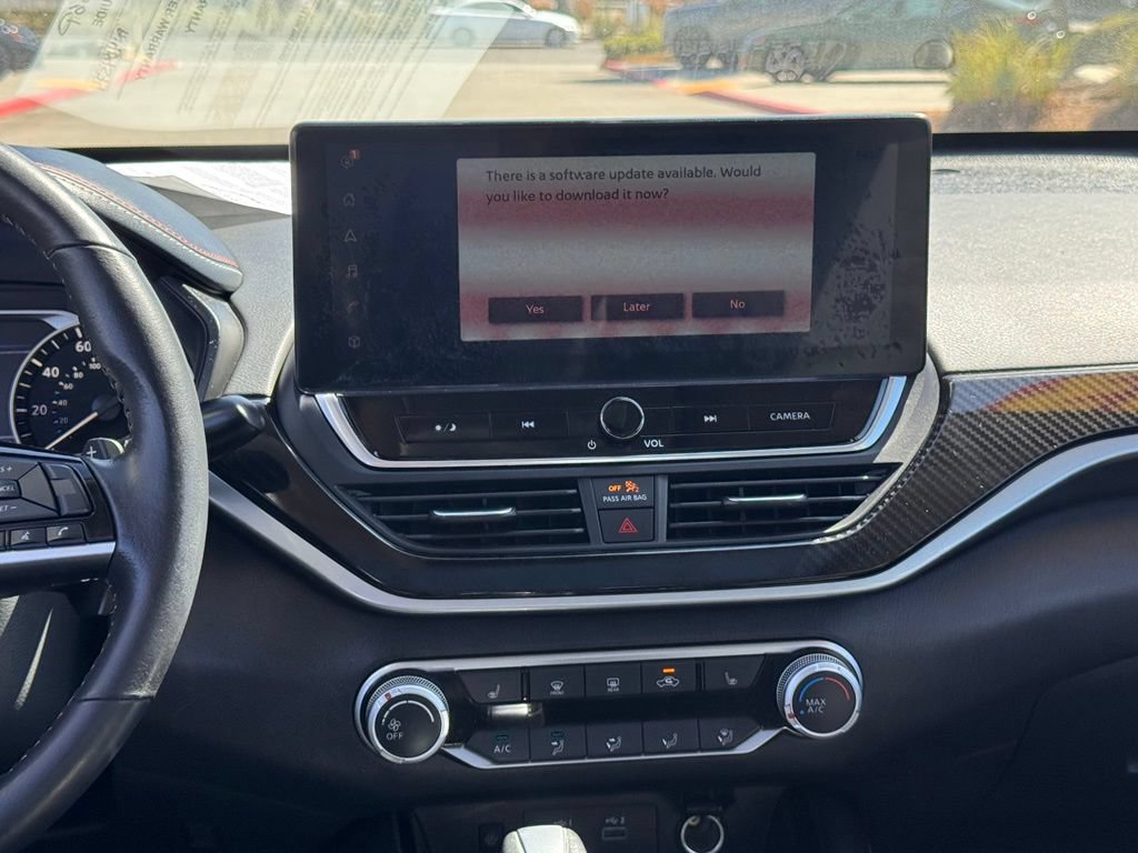 Certified 2023 Nissan Altima 2.5 SR w/ SR Premium Package AWD/4WD image 19