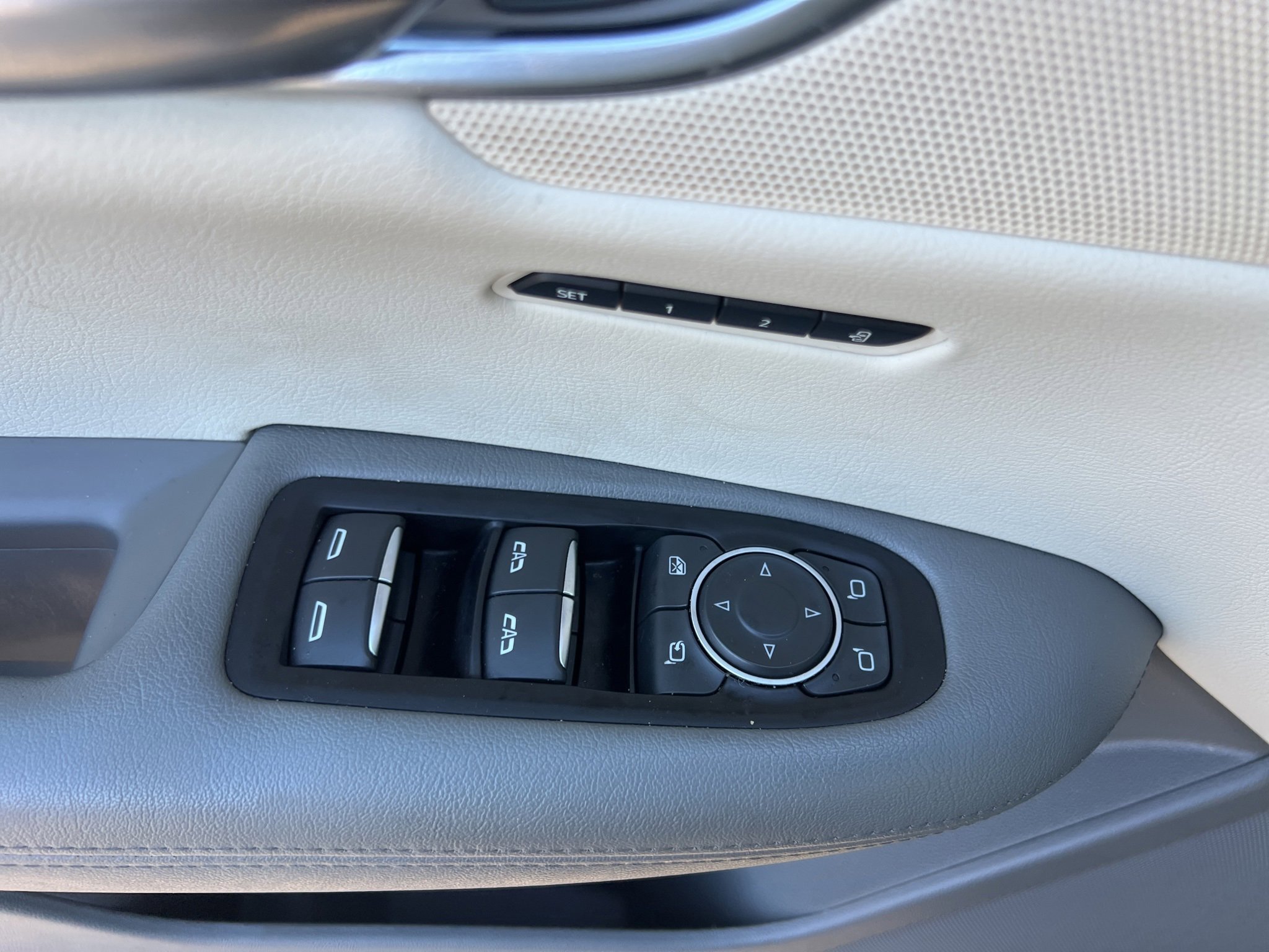 Used 2019 Cadillac XT5 Luxury image 24