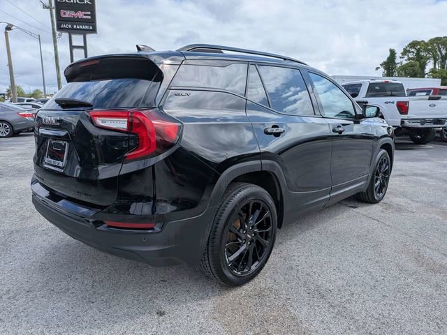 Used 2023 GMC Terrain SLT w/ Tech Package AWD/4WD image 3