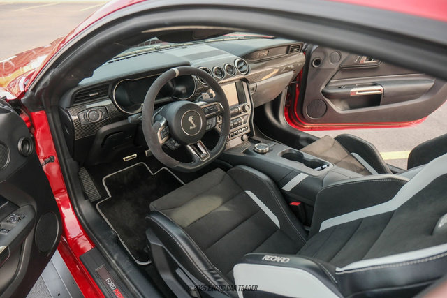 Used 2020 Ford Mustang Shelby GT500 w/ Carbon Fiber Track Pack image 21